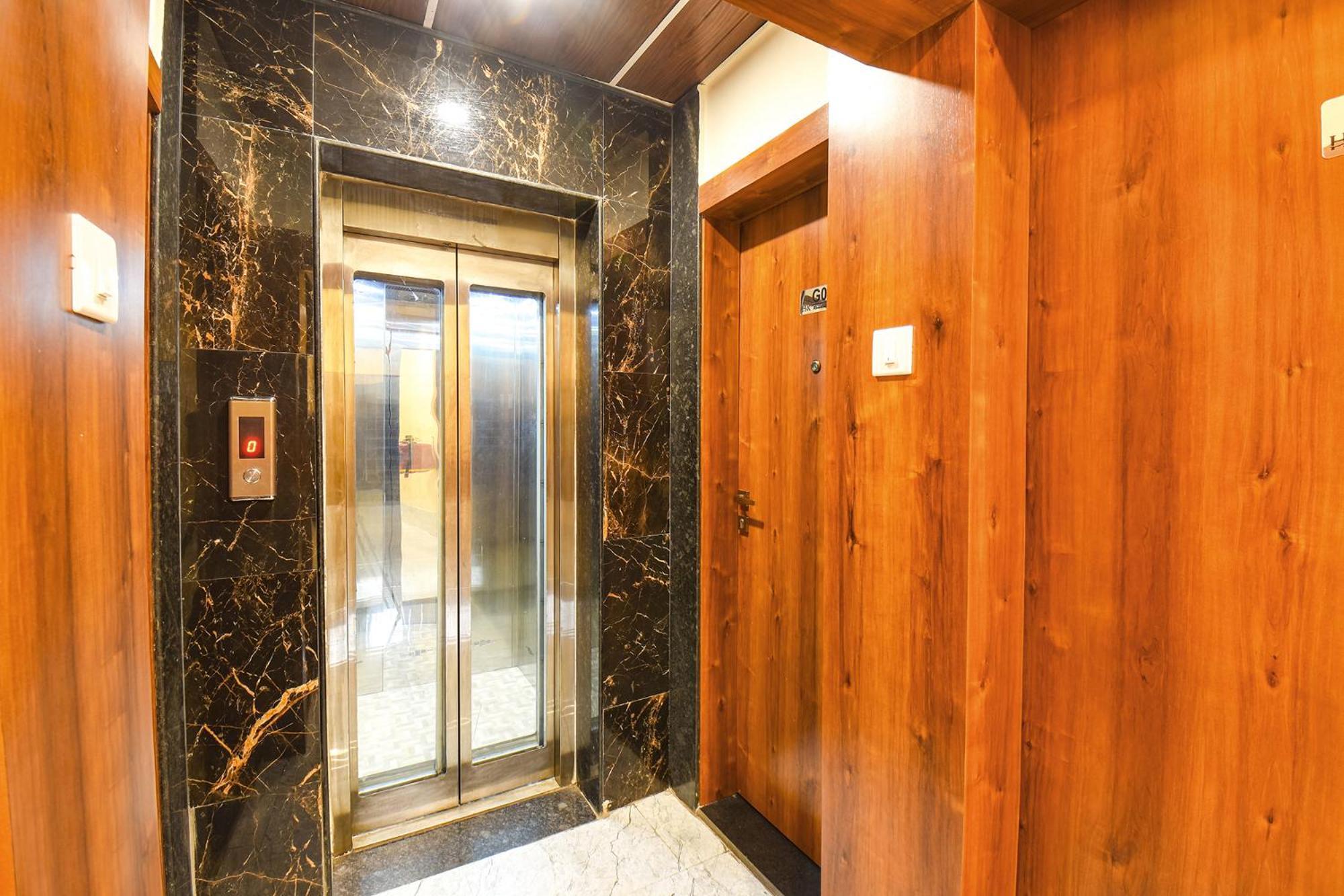 Fabhotel Prime Kharadi Residency - Nr Lohgaon Pune Dış mekan fotoğraf